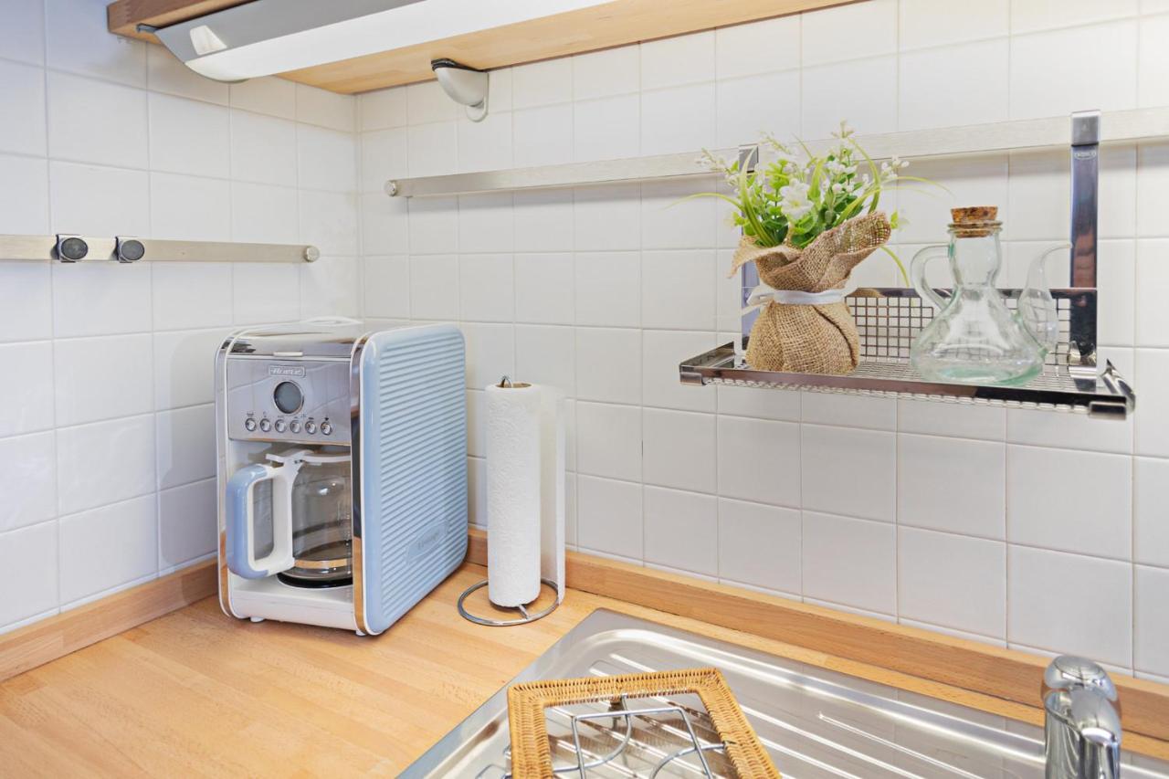 Apartment Ortensia - Regarda Travel Lazise Ngoại thất bức ảnh