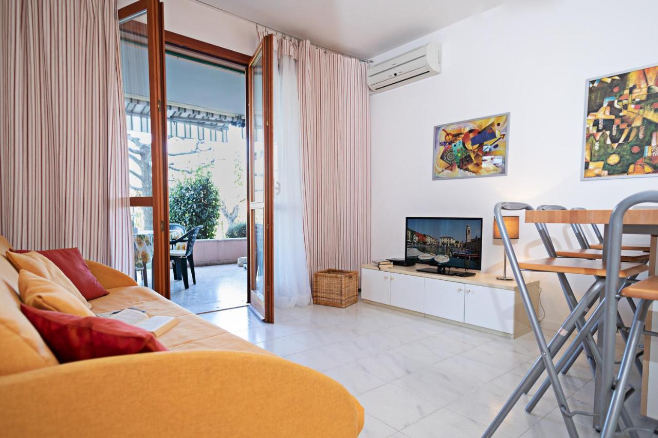 Apartment Ortensia - Regarda Travel Lazise Ngoại thất bức ảnh