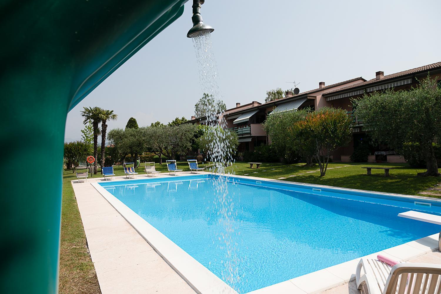 Apartment Ortensia - Regarda Travel Lazise Ngoại thất bức ảnh
